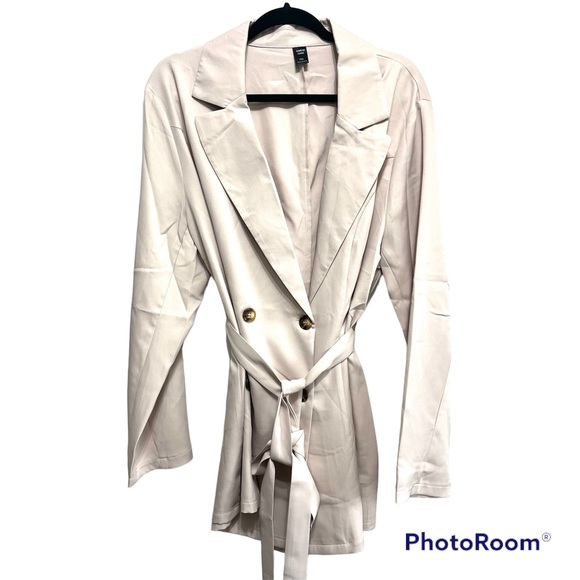 NWOT SHEIN Mulvari Plus Double Breasted Belted Trench Coat 2XL - Picture 4 of 8